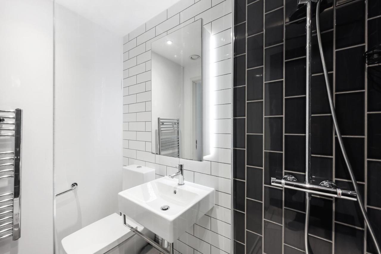 Cave Apartments Лондон Экстерьер фото